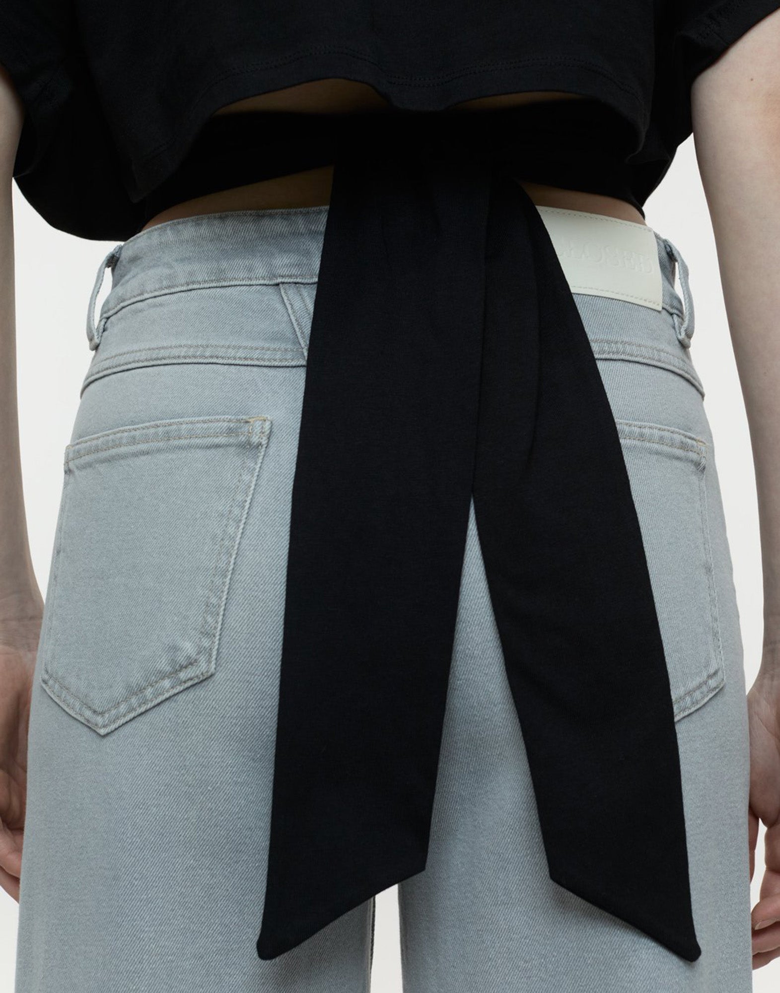 CLOSED Maglia con Fiocco Nera
