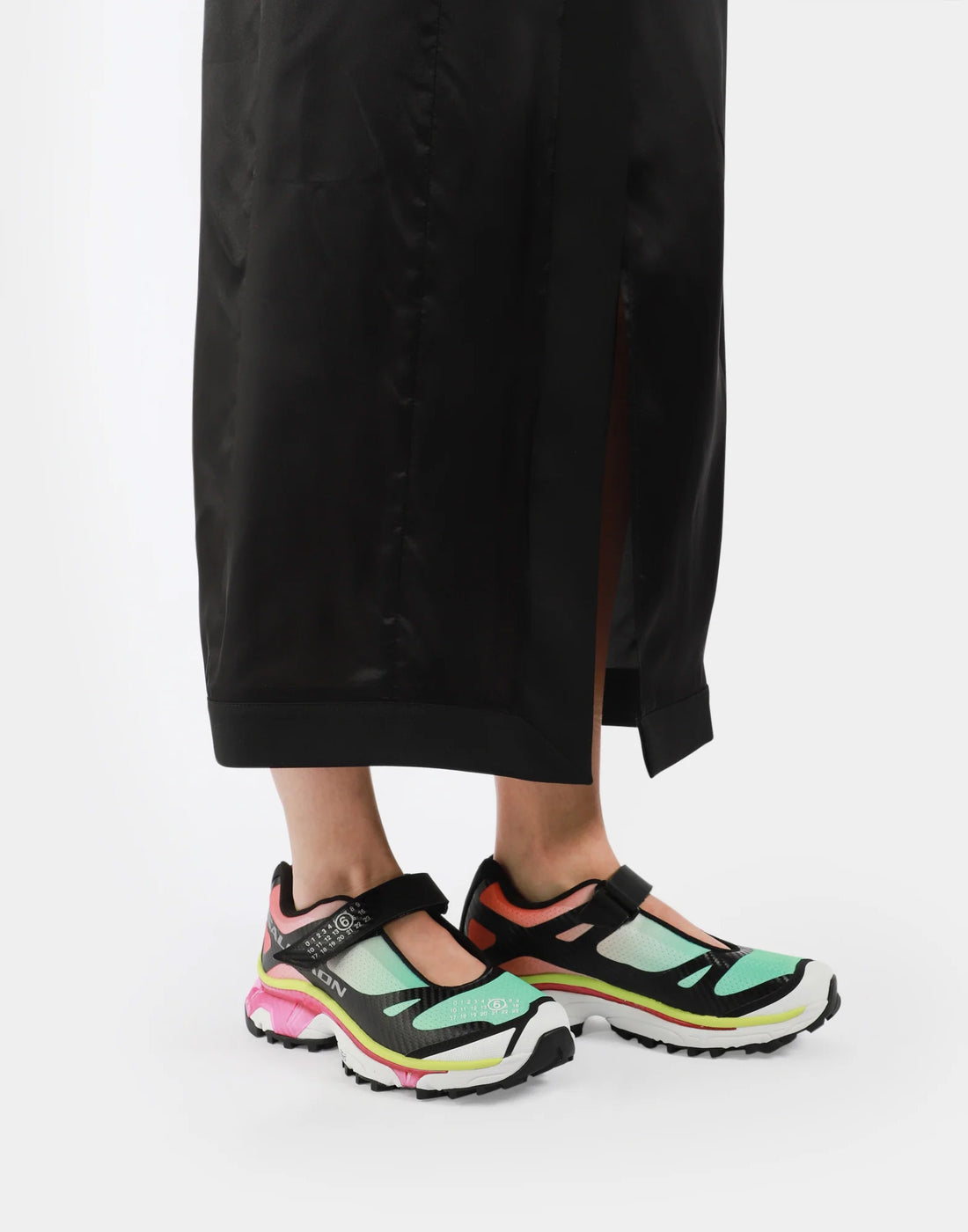 MM6 MAISON MARGIELA x SALOMON Sneakers XT-Mary J Ginger/Electric Green/Knockout Green