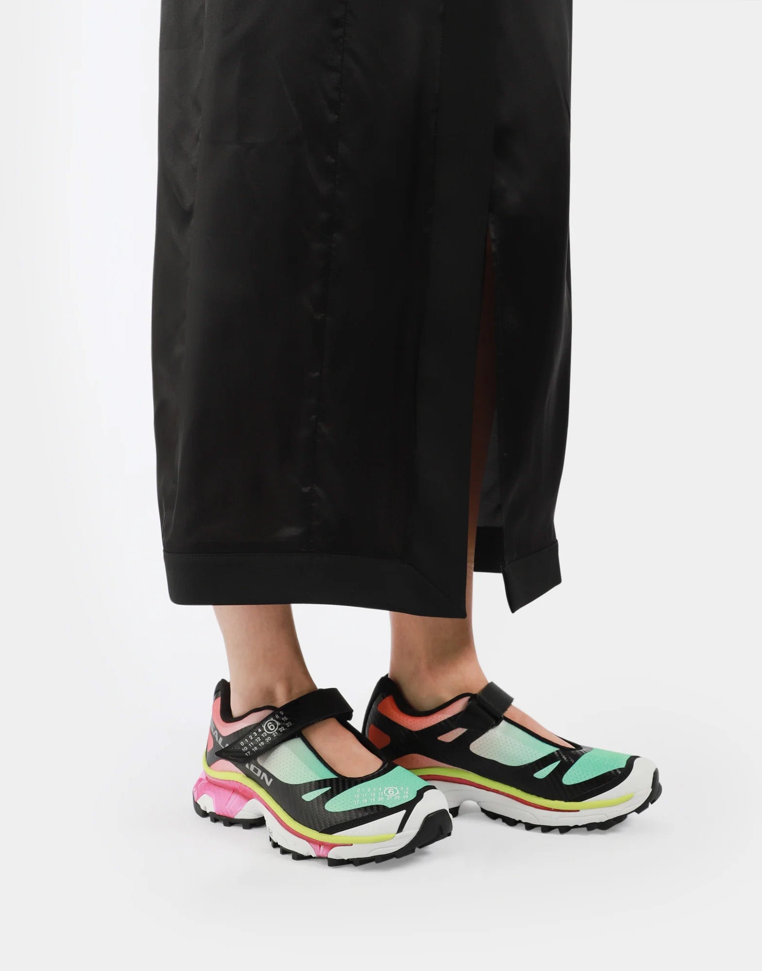 MM6 MAISON MARGIELA x SALOMON Sneakers XT-Mary J Ginger/Electric Green/Knockout Green