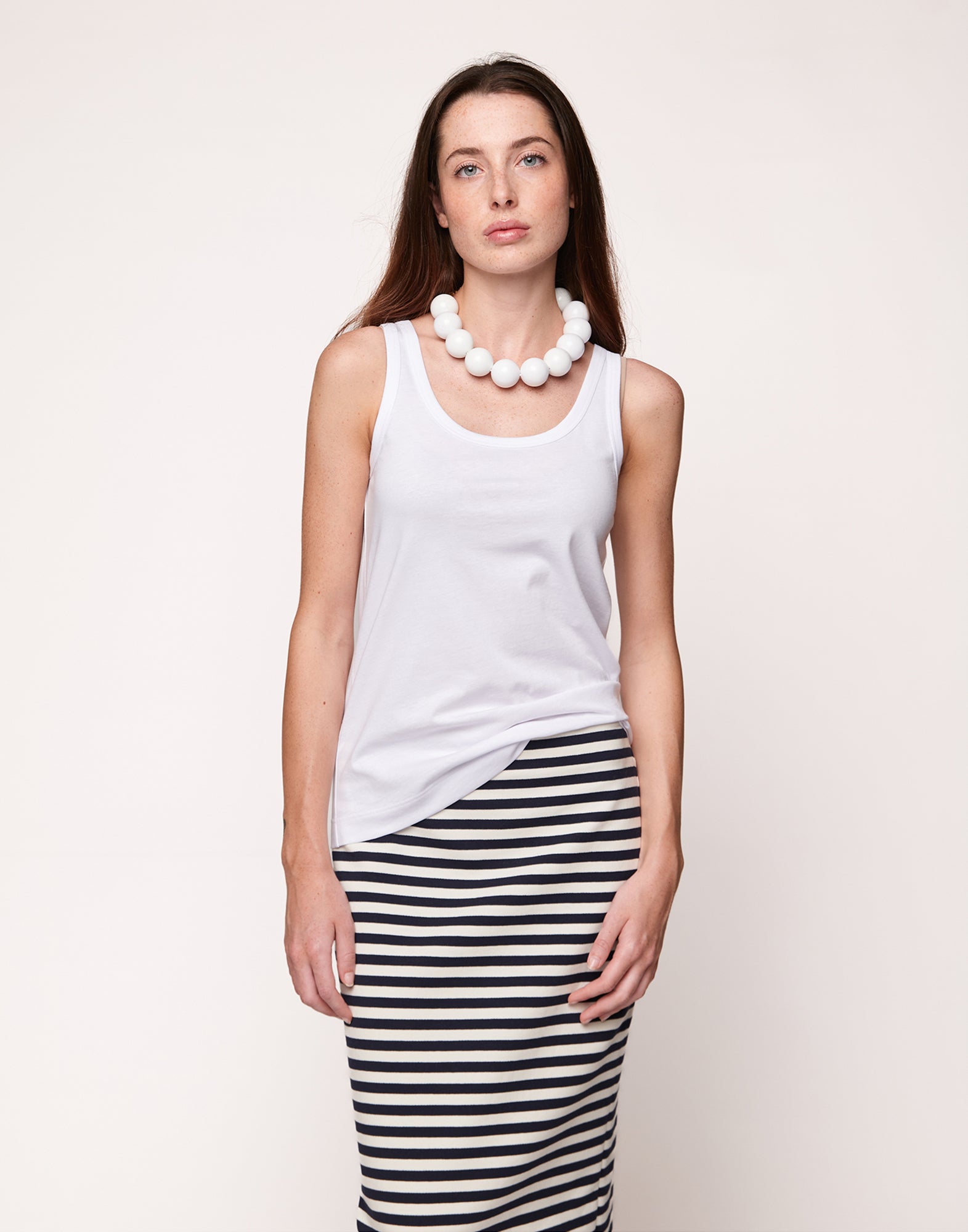 DOUUOD Collana Girocollo con Maxi Perle in Resina Off White