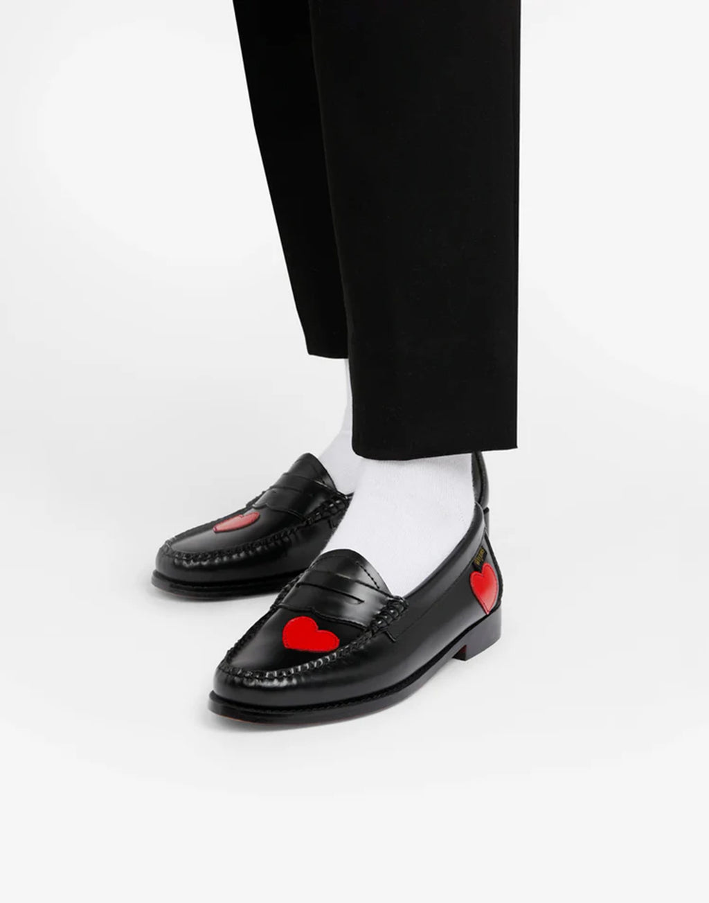 GH BASS Mocassini Weejuns Penny in Pelle Nera con Cuori Rossi