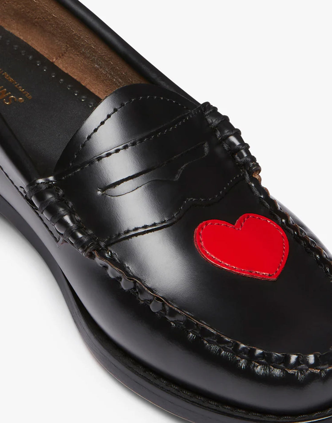 GH BASS Mocassini Weejuns Penny in Pelle Nera con Cuori Rossi