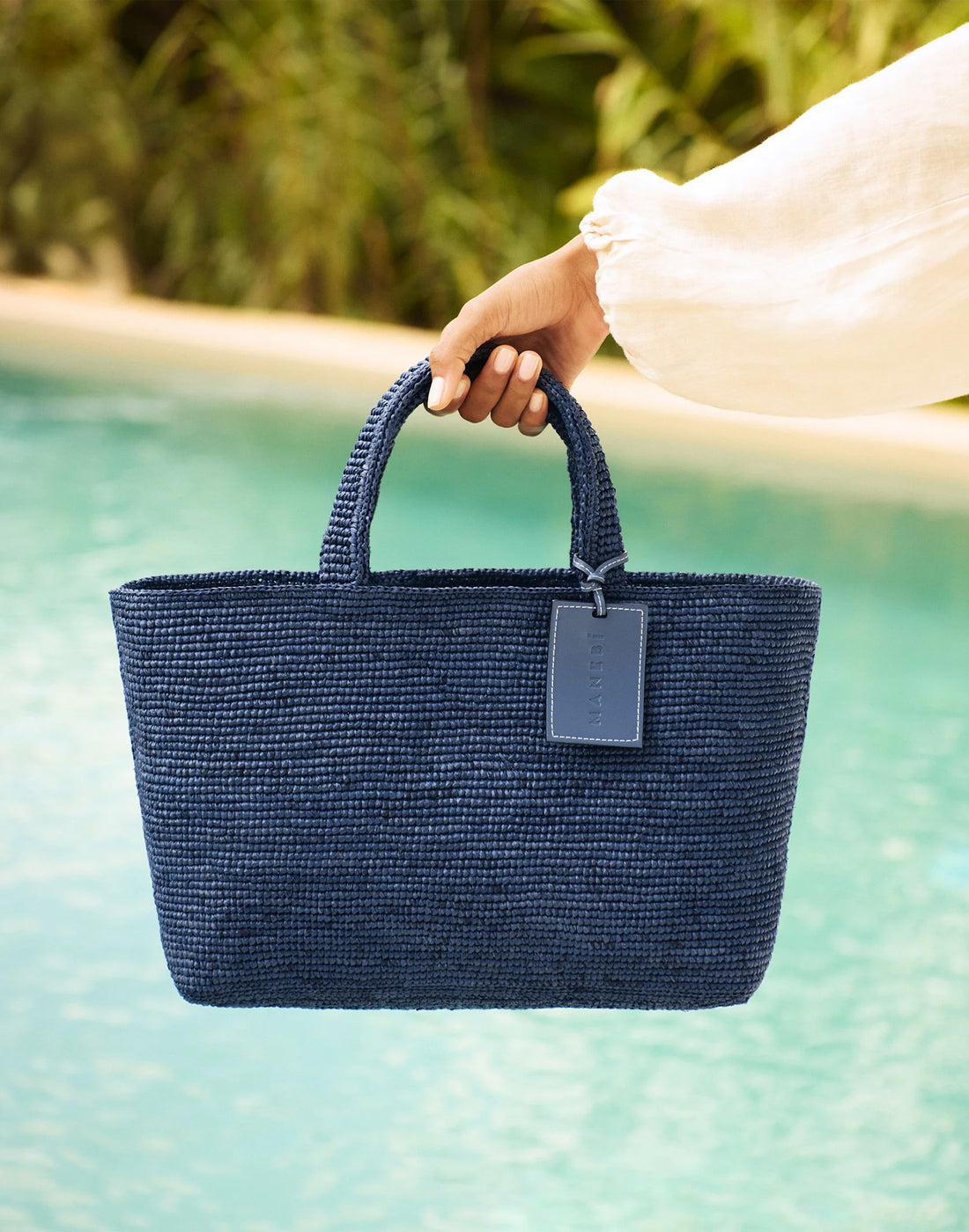 MANEBI Borsa Sunset Media in Rafia Vintage Navy