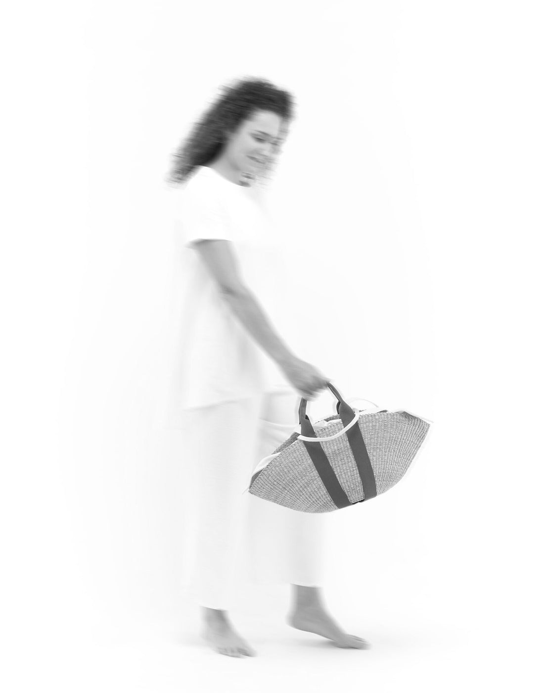 MUUN Borsa Sophie in Paglia con Pochette in Cotone Black