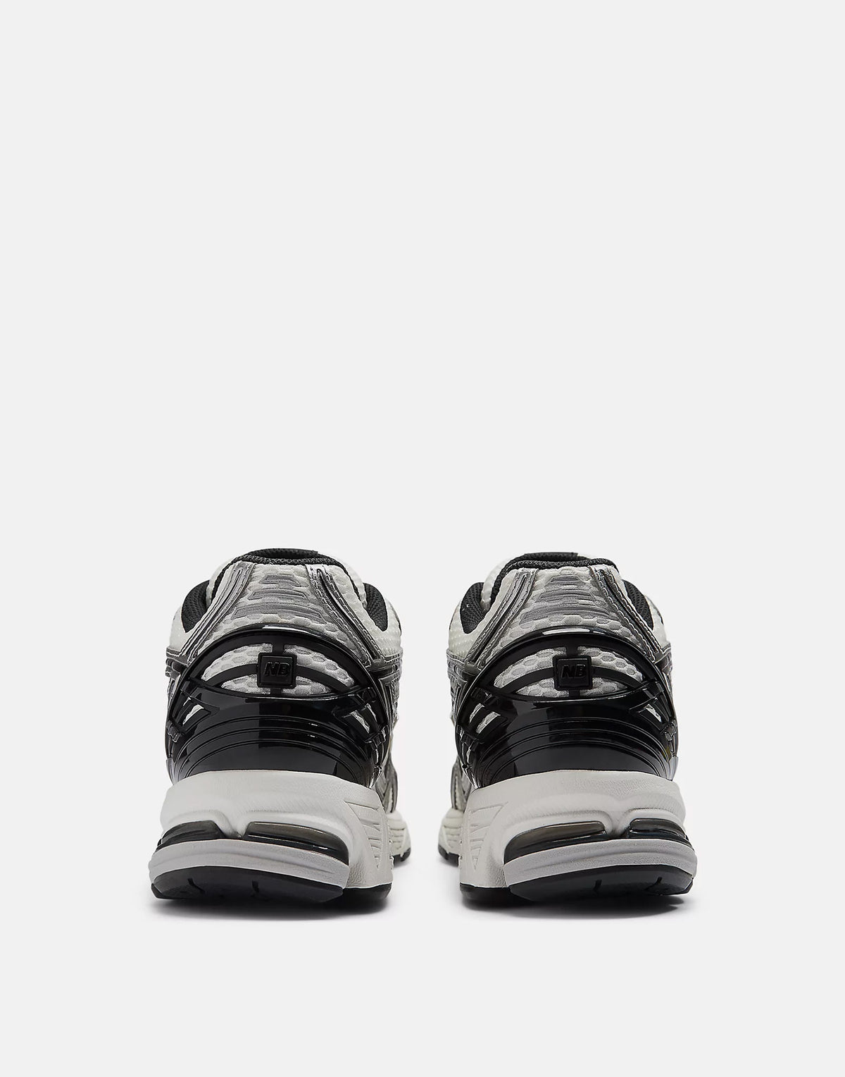 NEW BALANCE Sneakers 1906R Silver Metallic/Black/Sea Salt