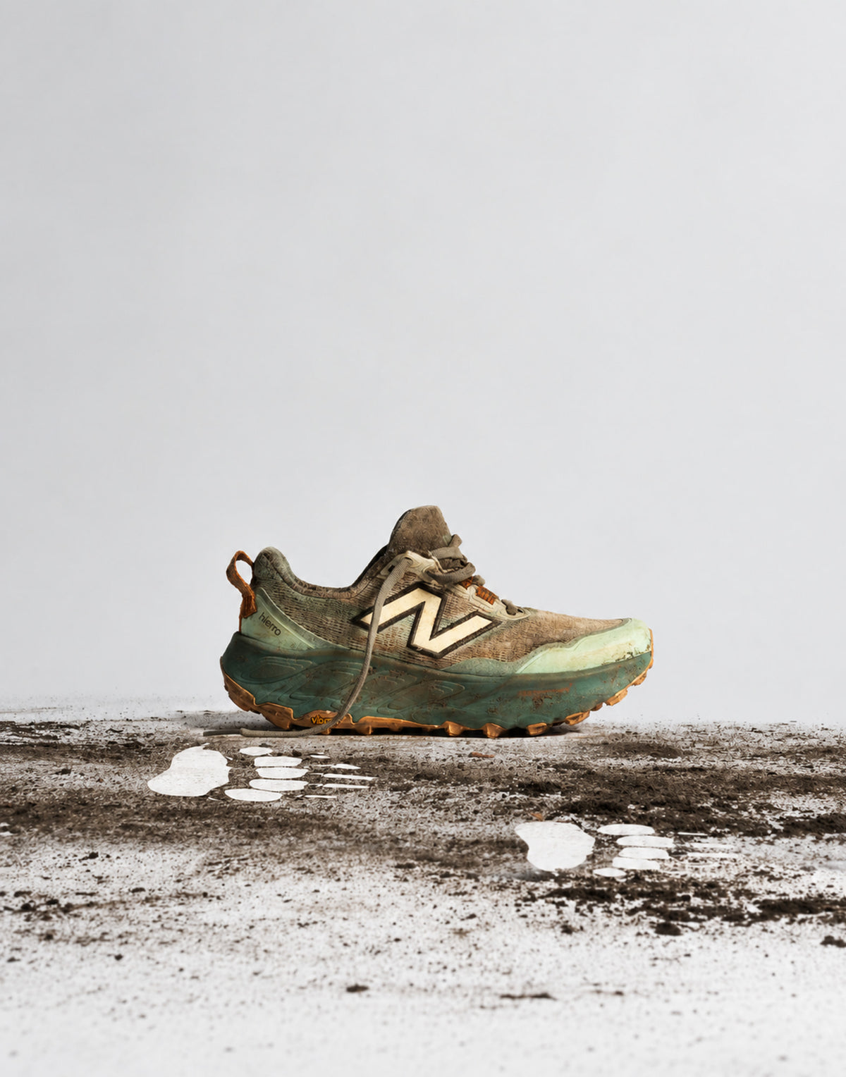 NEW BALANCE Scarpe Trail Hierro Beige e Verde