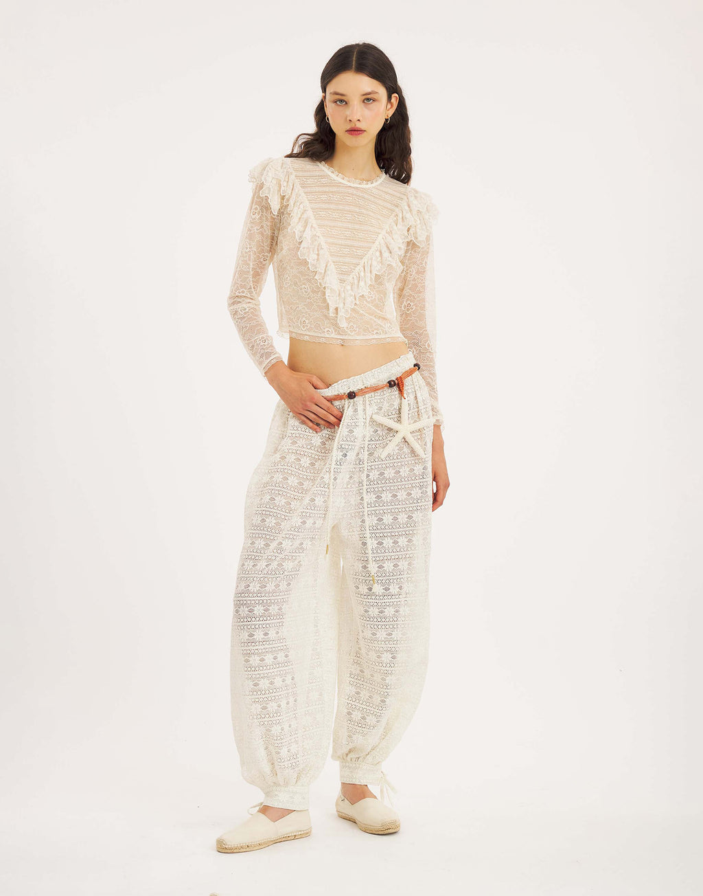 ANTIK BATIK Top Corto Flowi in Pizzo Crema