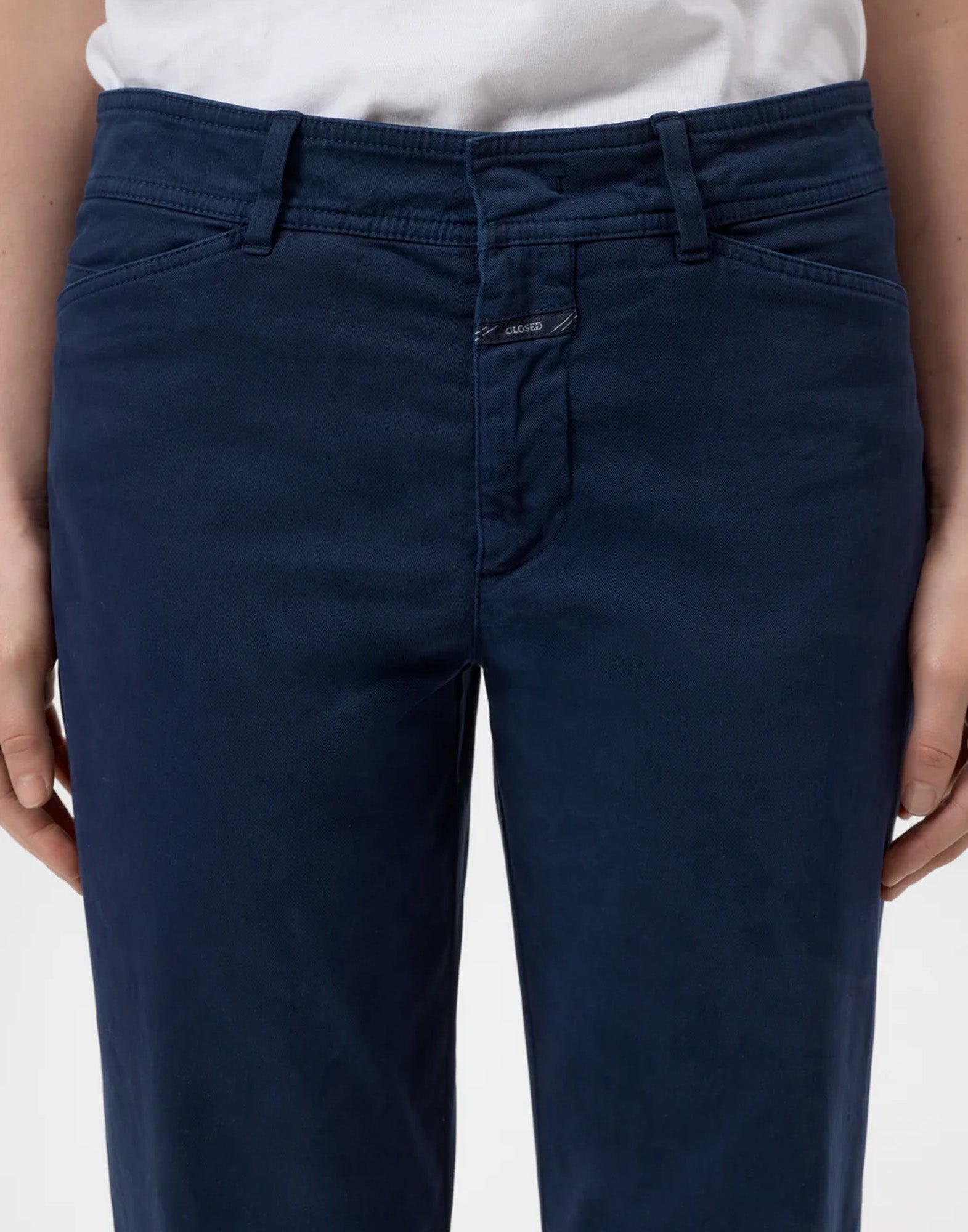 CLOSED Pantaloni Slim Sylva in Twill di Cotone Biologico Dark Night