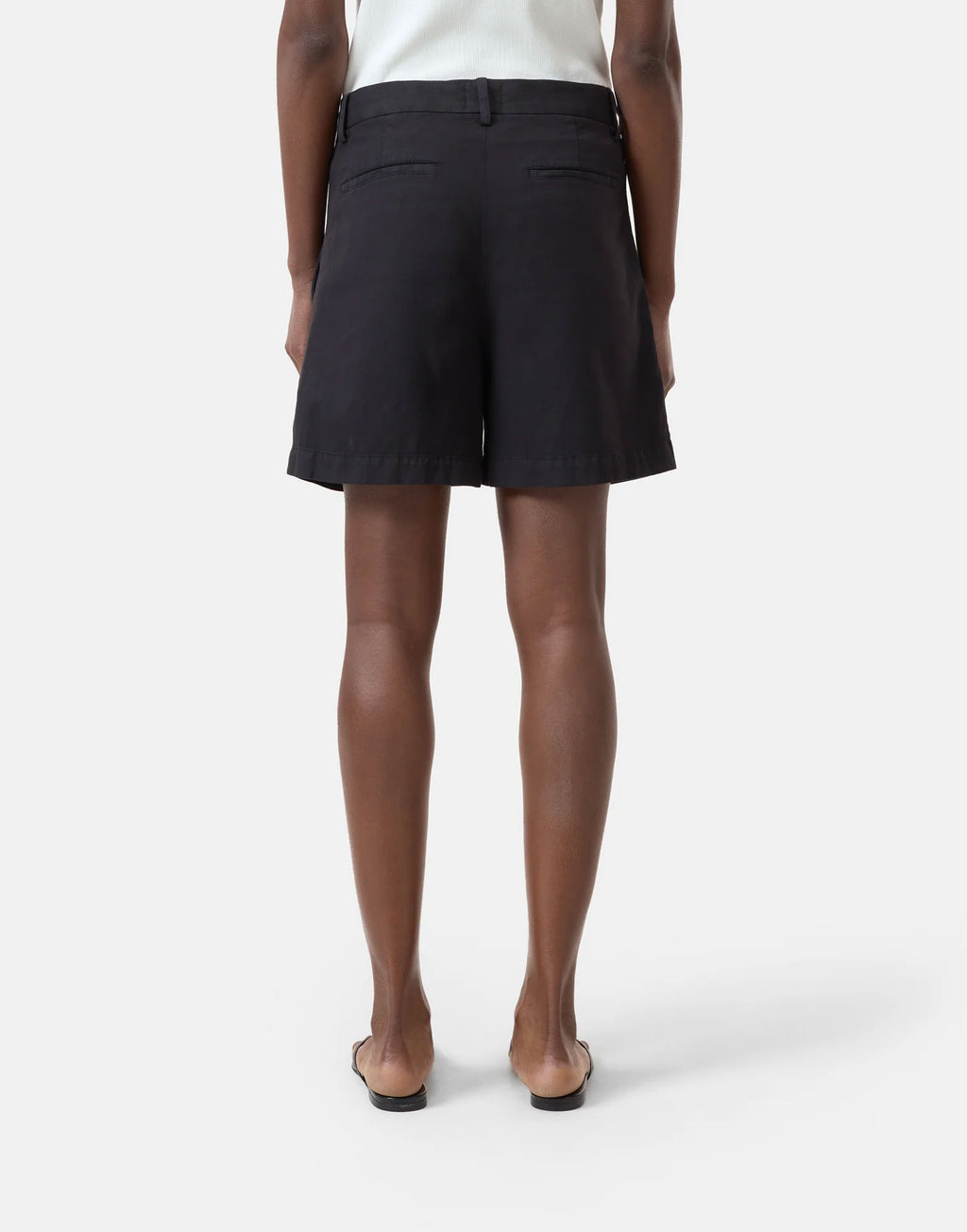 CLOSED Revyl Shorts in Cotone e Lino con Pinces Neri