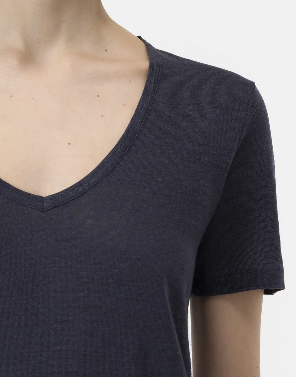 CLOSED T-Shirt in Lino con Scollo a Cuore dark Night