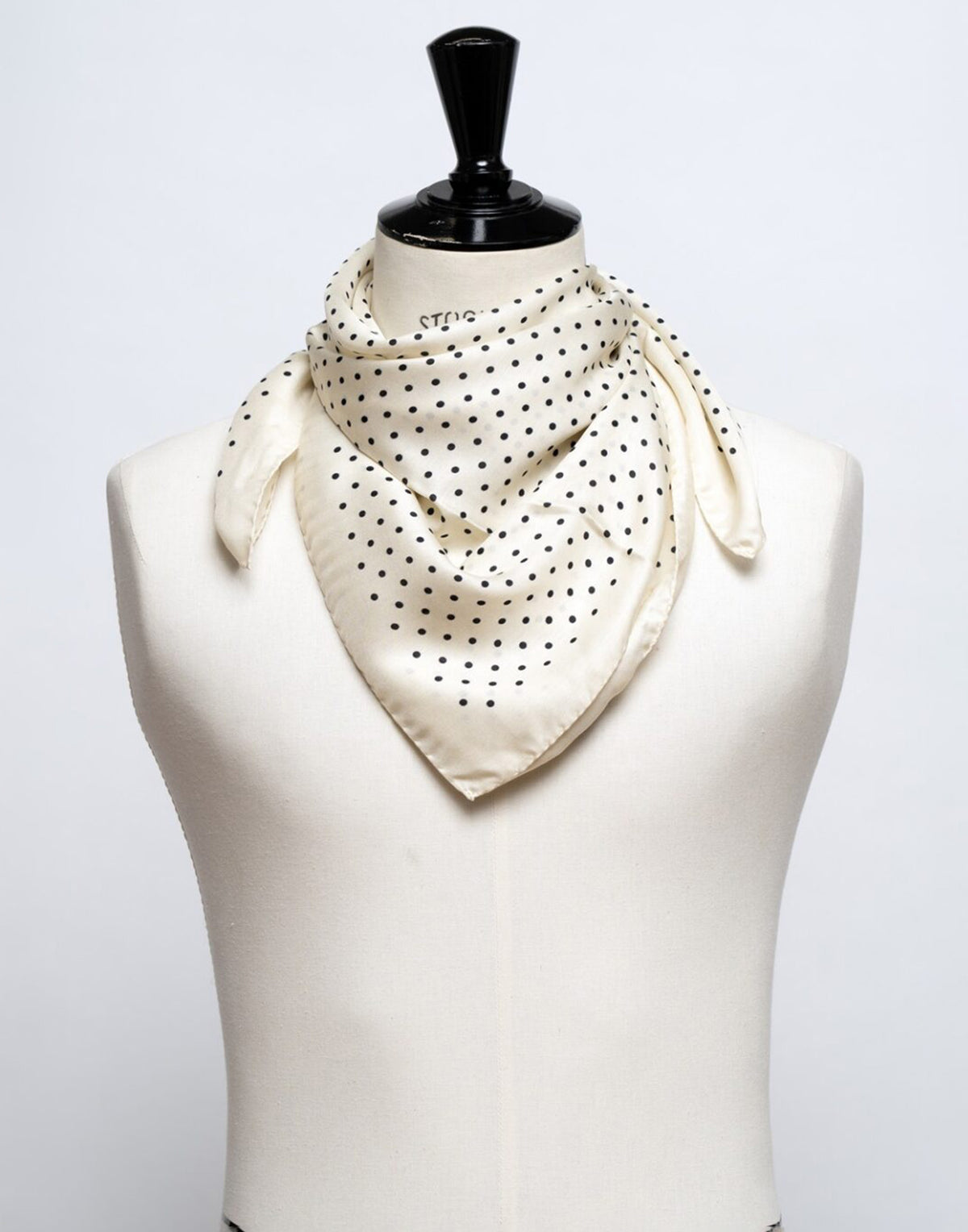 DESTIN Foulard Pino à pois en modal et soie crème