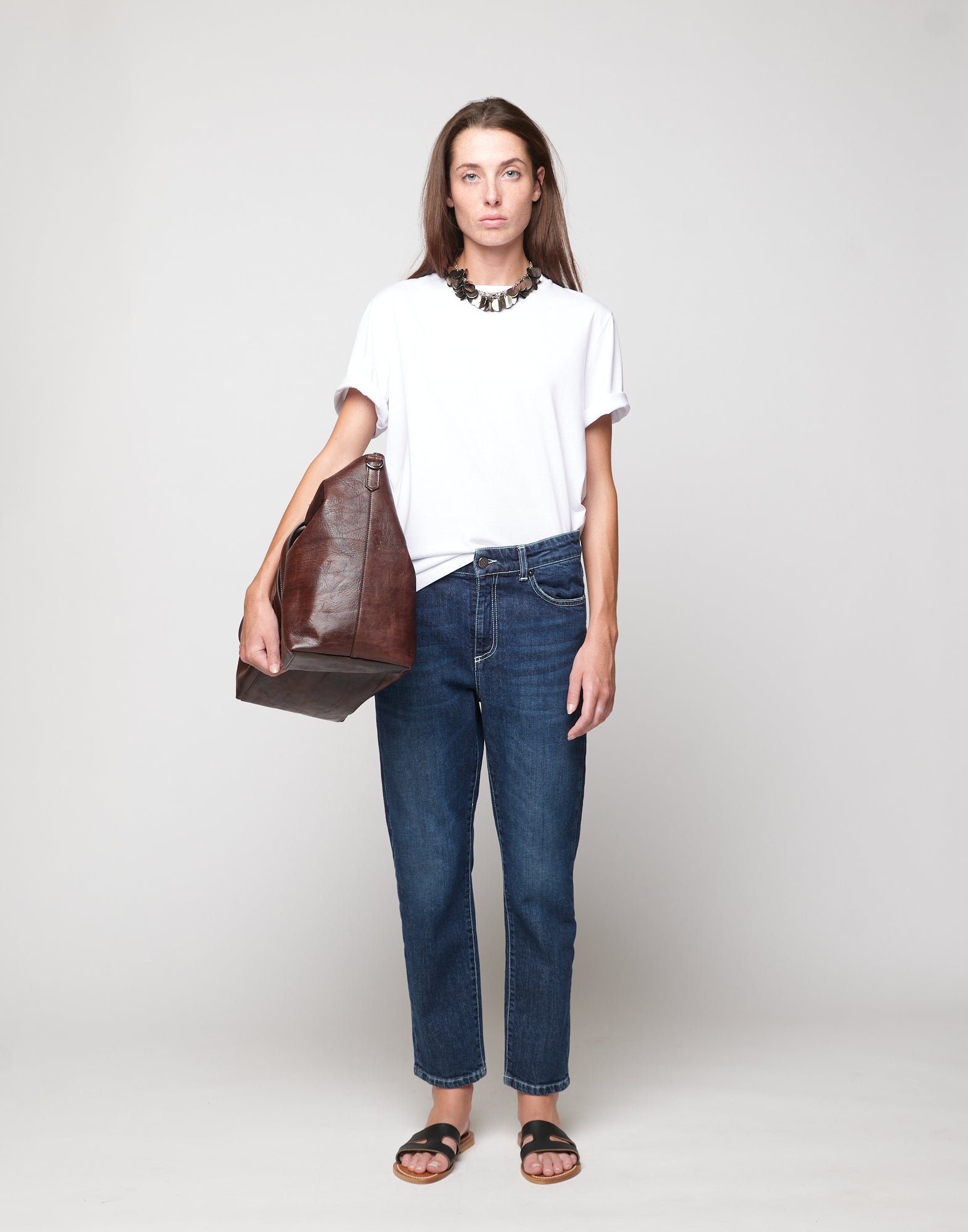 DOUUOD T-shirt Manica Corta con Collana Sequin Off White