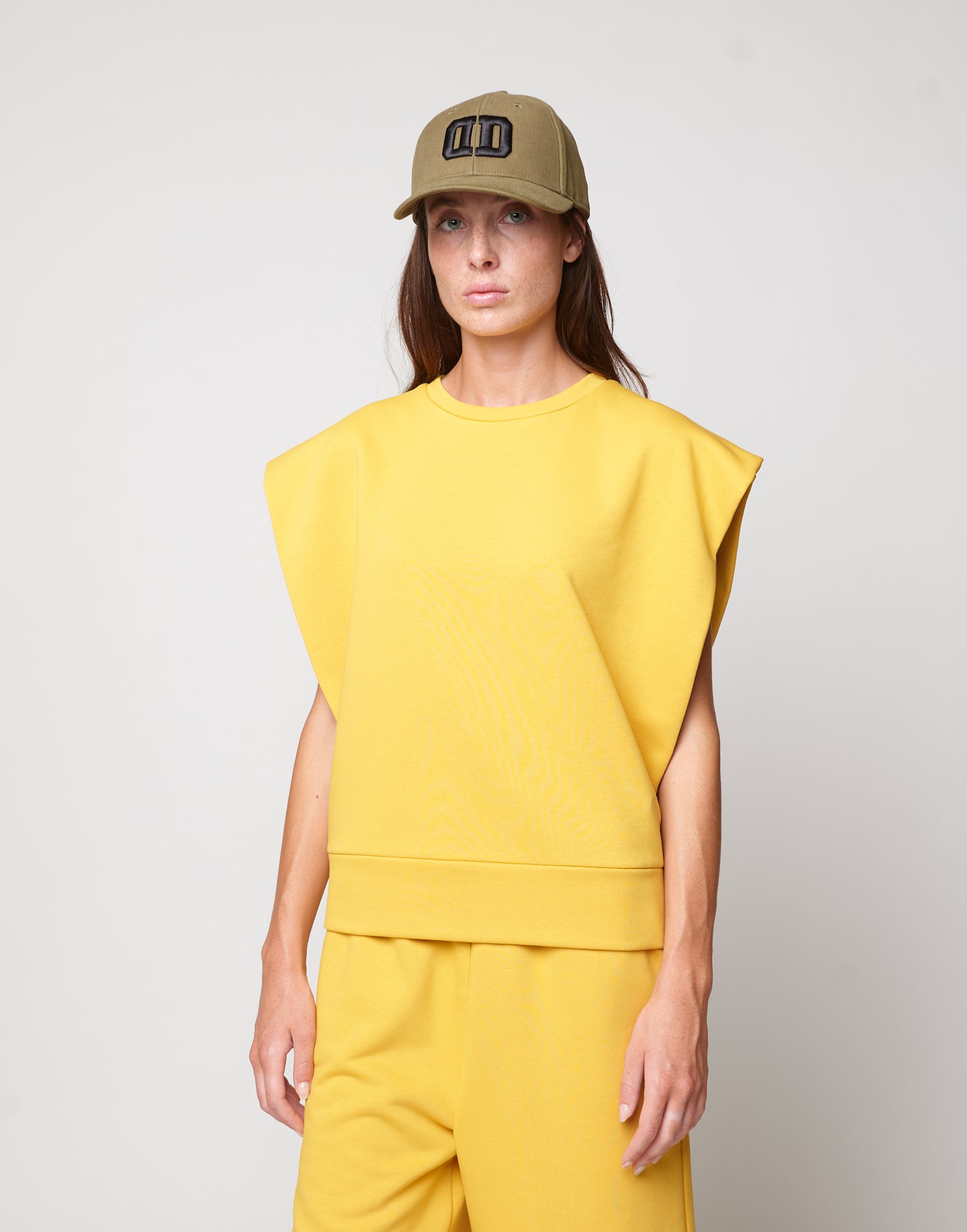DOUUOD Top Gilet Girocollo in Felpa Light con Spalle Strutturate Sole