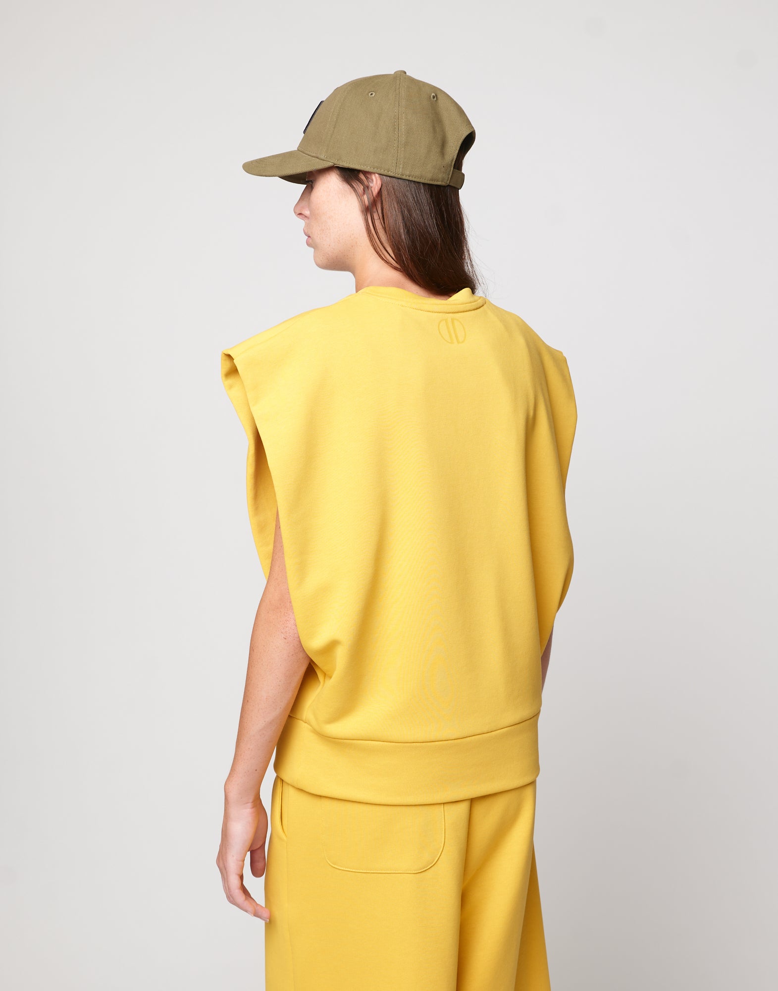DOUUOD Top Gilet Girocollo in Felpa Light con Spalle Strutturate Sole