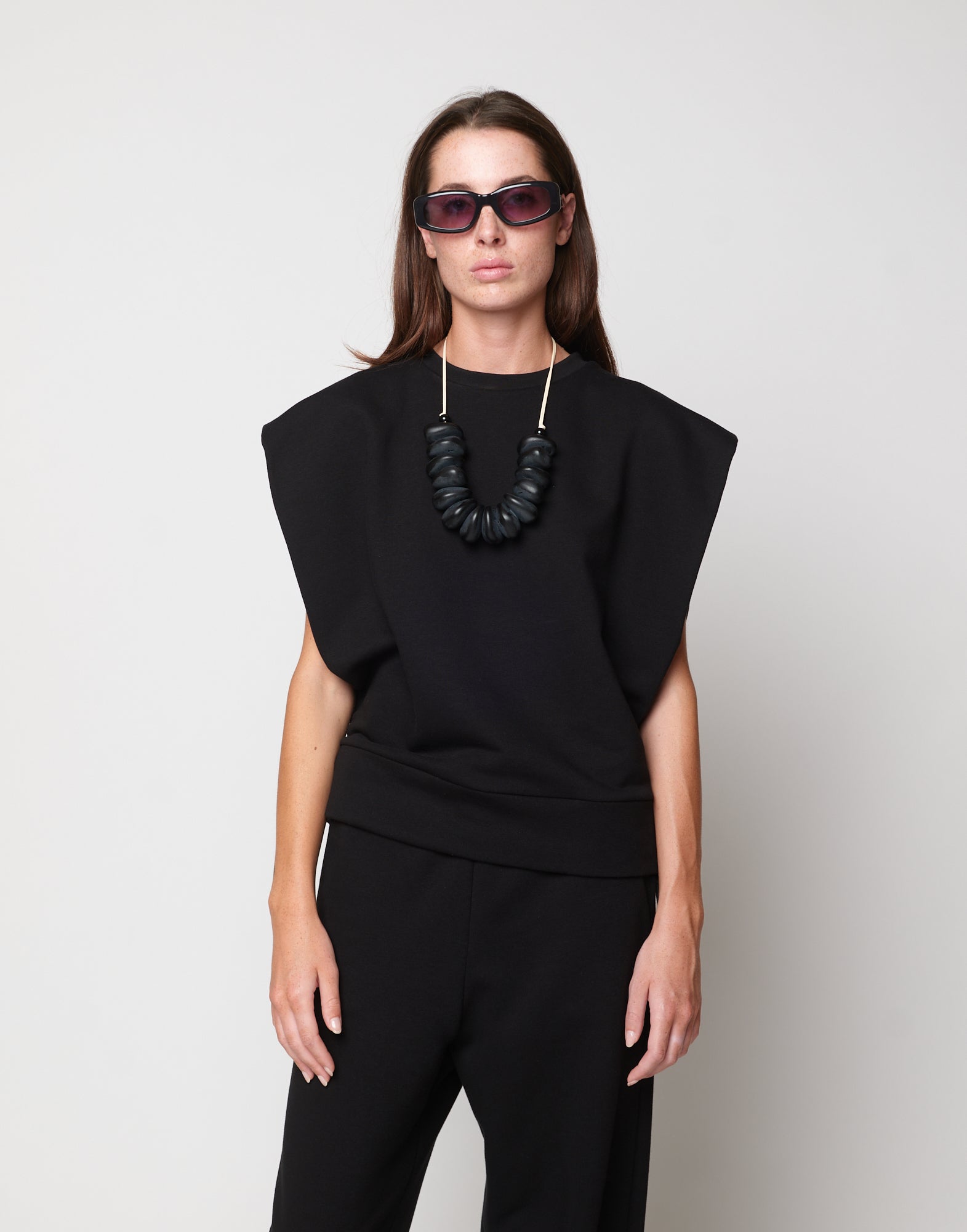 DOUUOD Top Gilet Girocollo in Felpa Light con Spalle Strutturate Nero