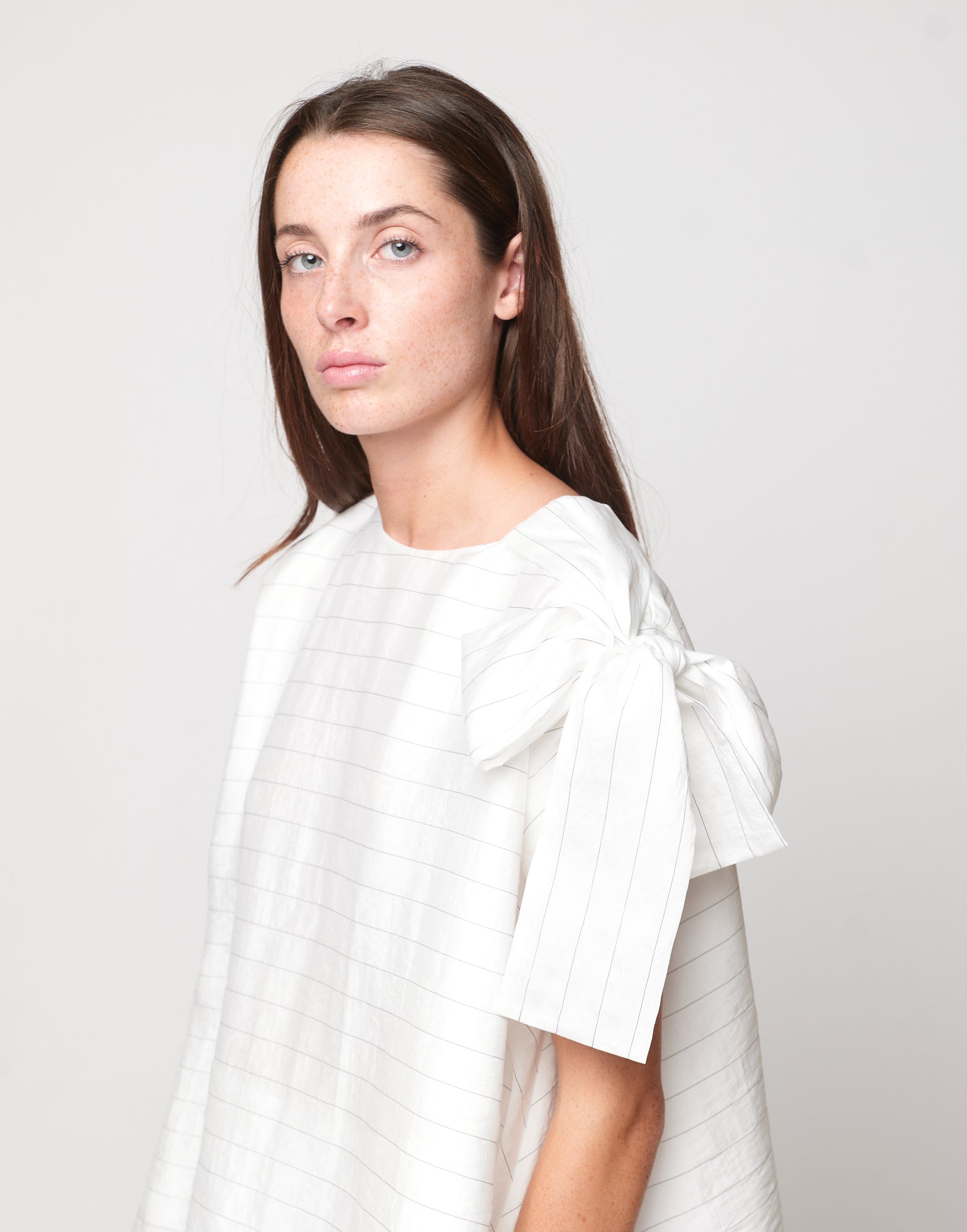 DOUUOD Blusa Girocollo in Gessato Lyocell