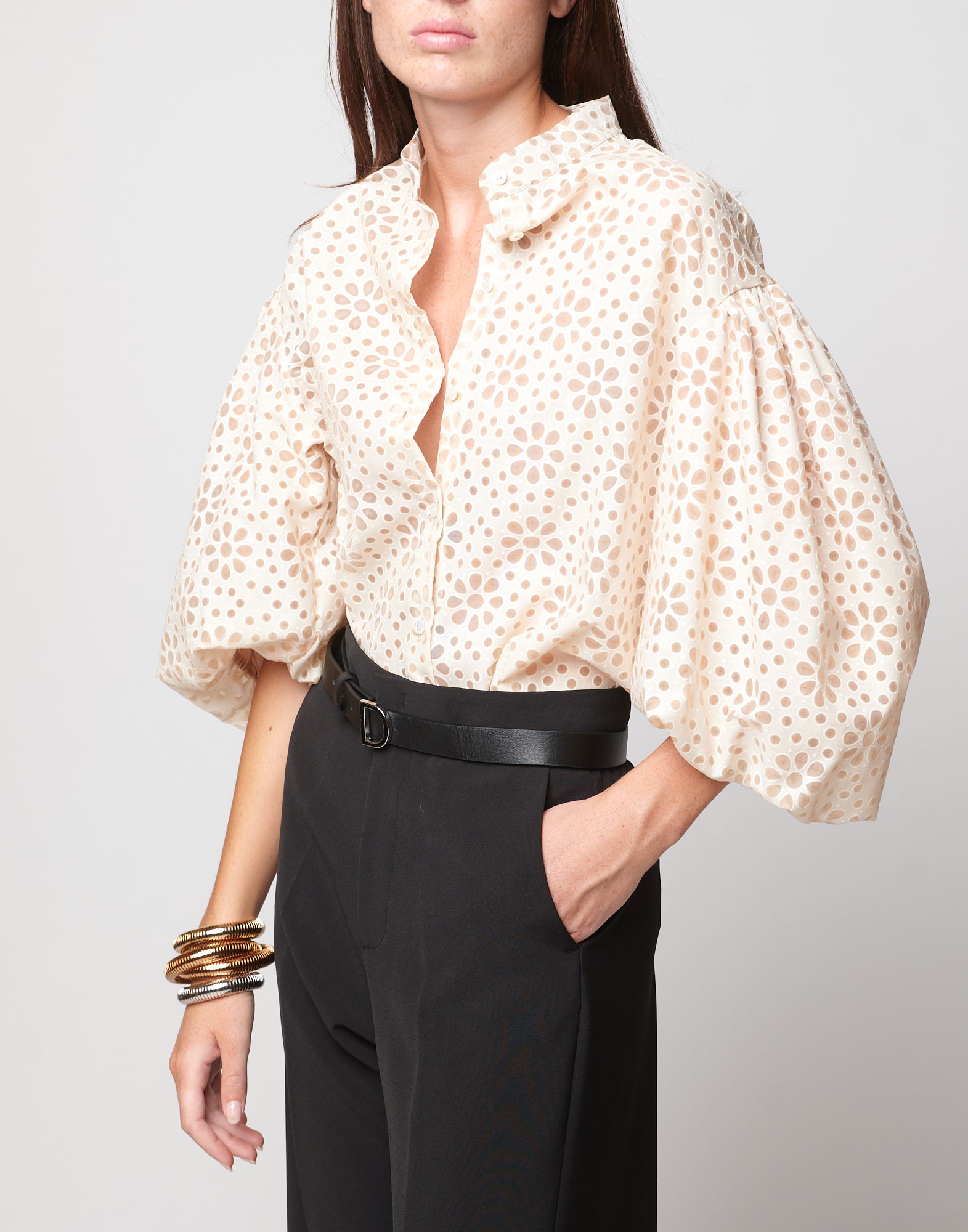DOUUOD Camicia Coreana con Manica Baloon in Daisy Devorè Cipria