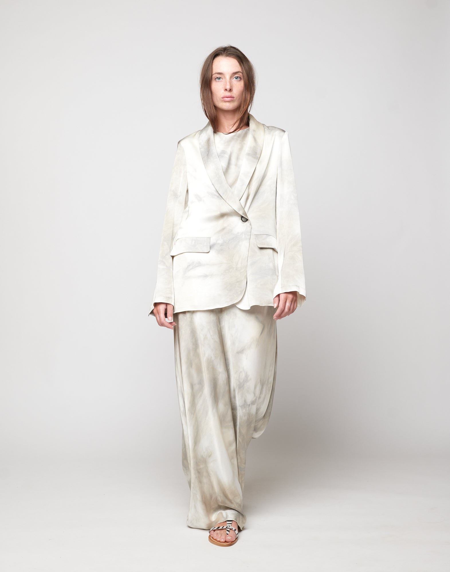 DOUUOD Giacca Smoking Decostruita in Viscosa Tie-Dye Pomice