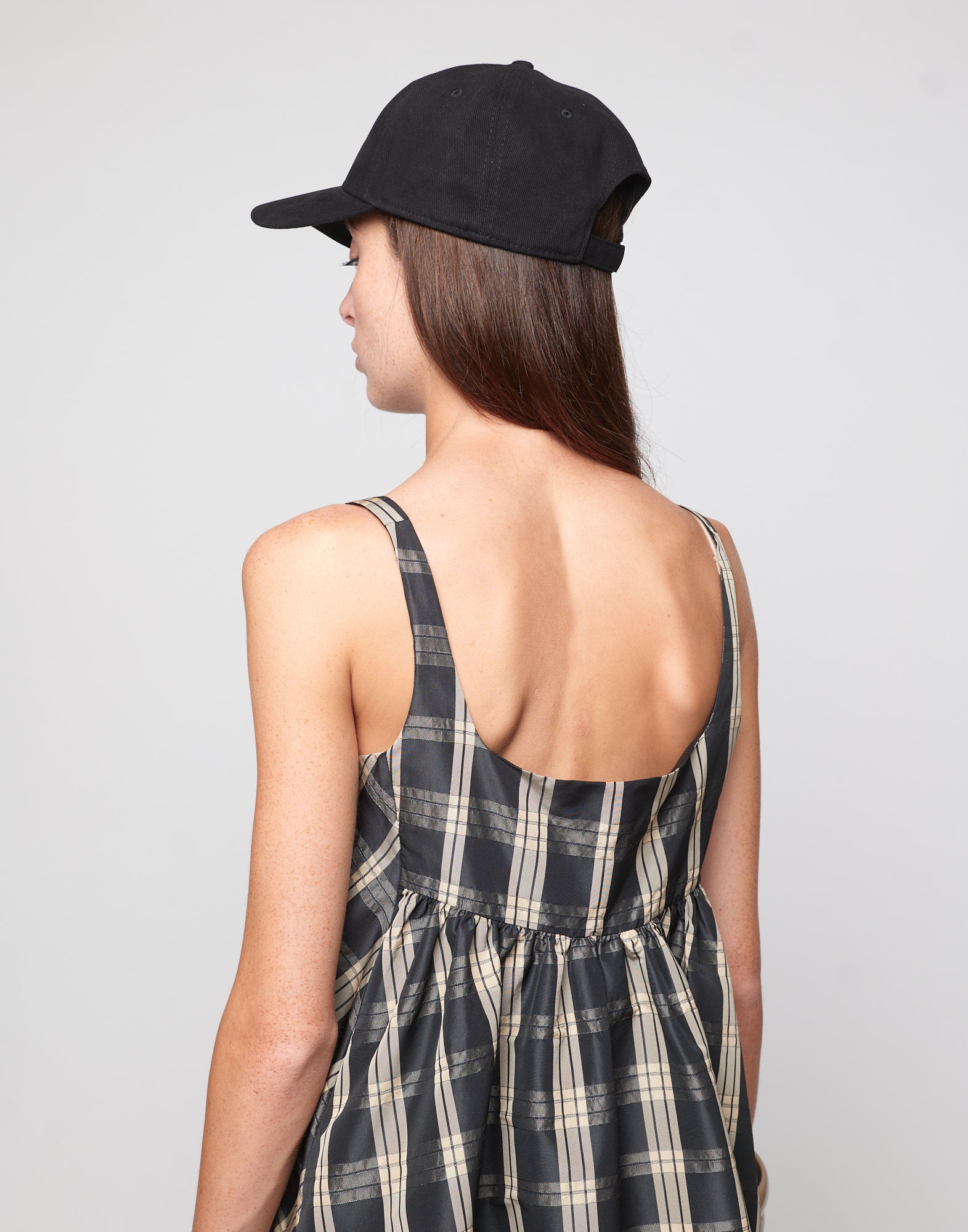 DOUUOD Abito Lungo in Taffetà Madras Nero/Sabbia