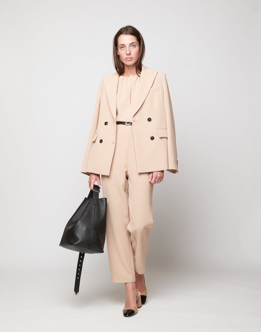 DOUUOD Tuta Smanicata in Crepe Sablé Comfort Cialda