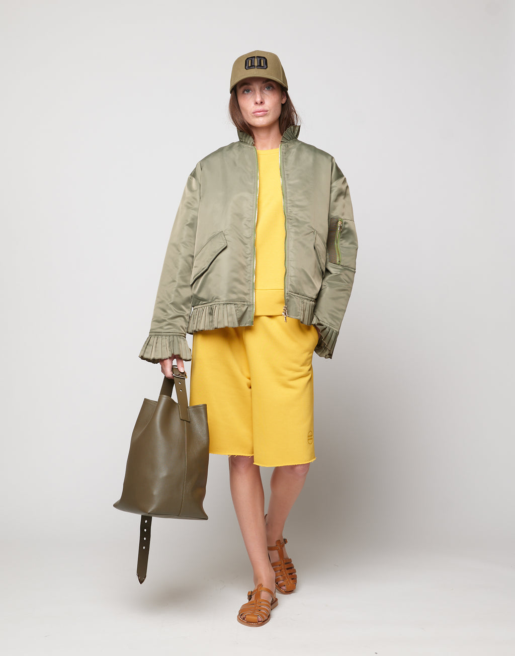 DOUUOD Bomber in Tecno Raso con Dettagli Plissé Salvia