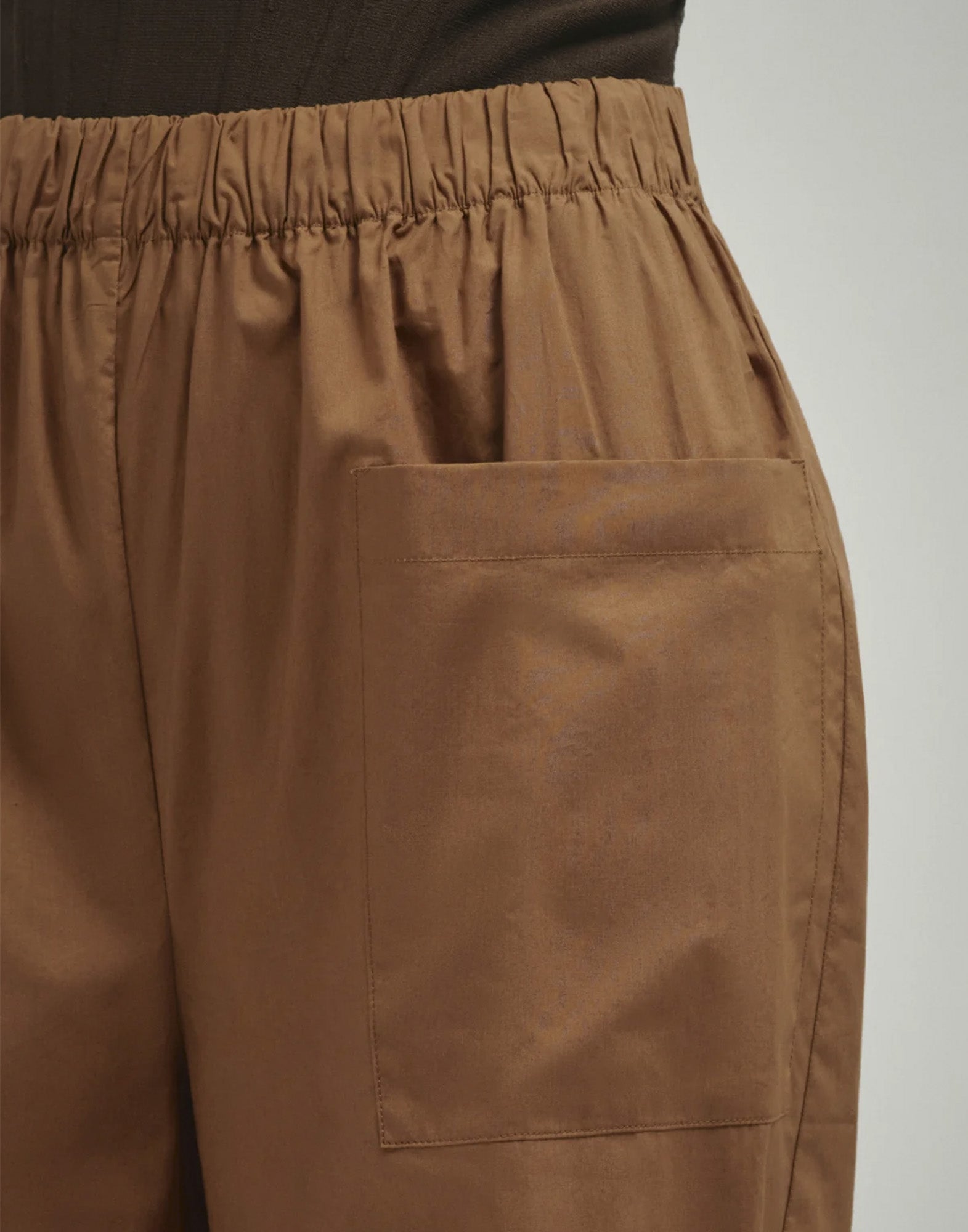 ERIKA CAVALLINI Pantalone con Elastico in Popeline Brandy