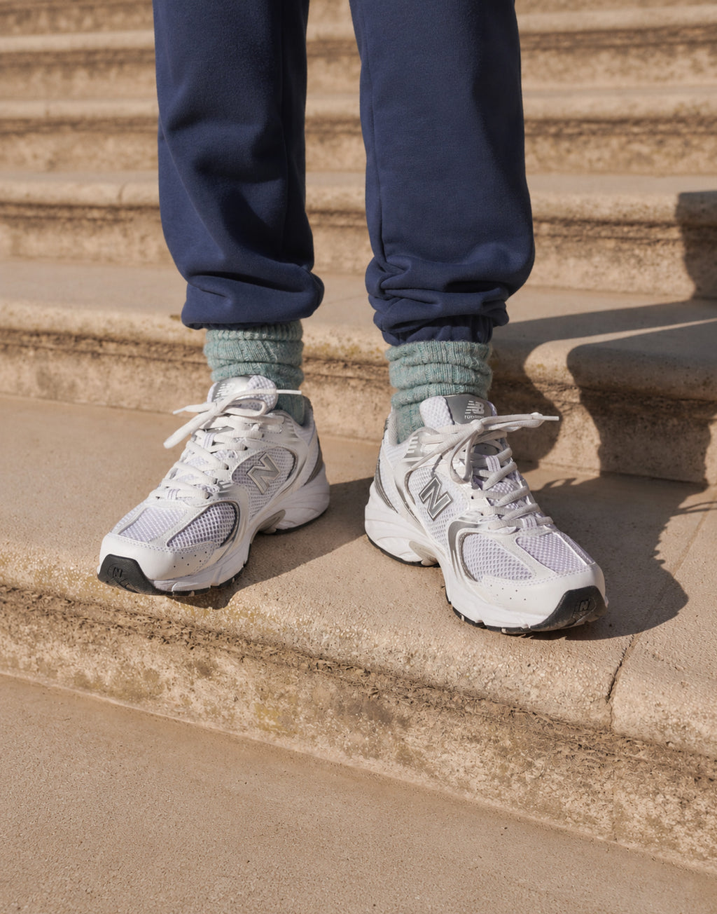 NEW BALANCE Sneakers 530 Bianco e Argento