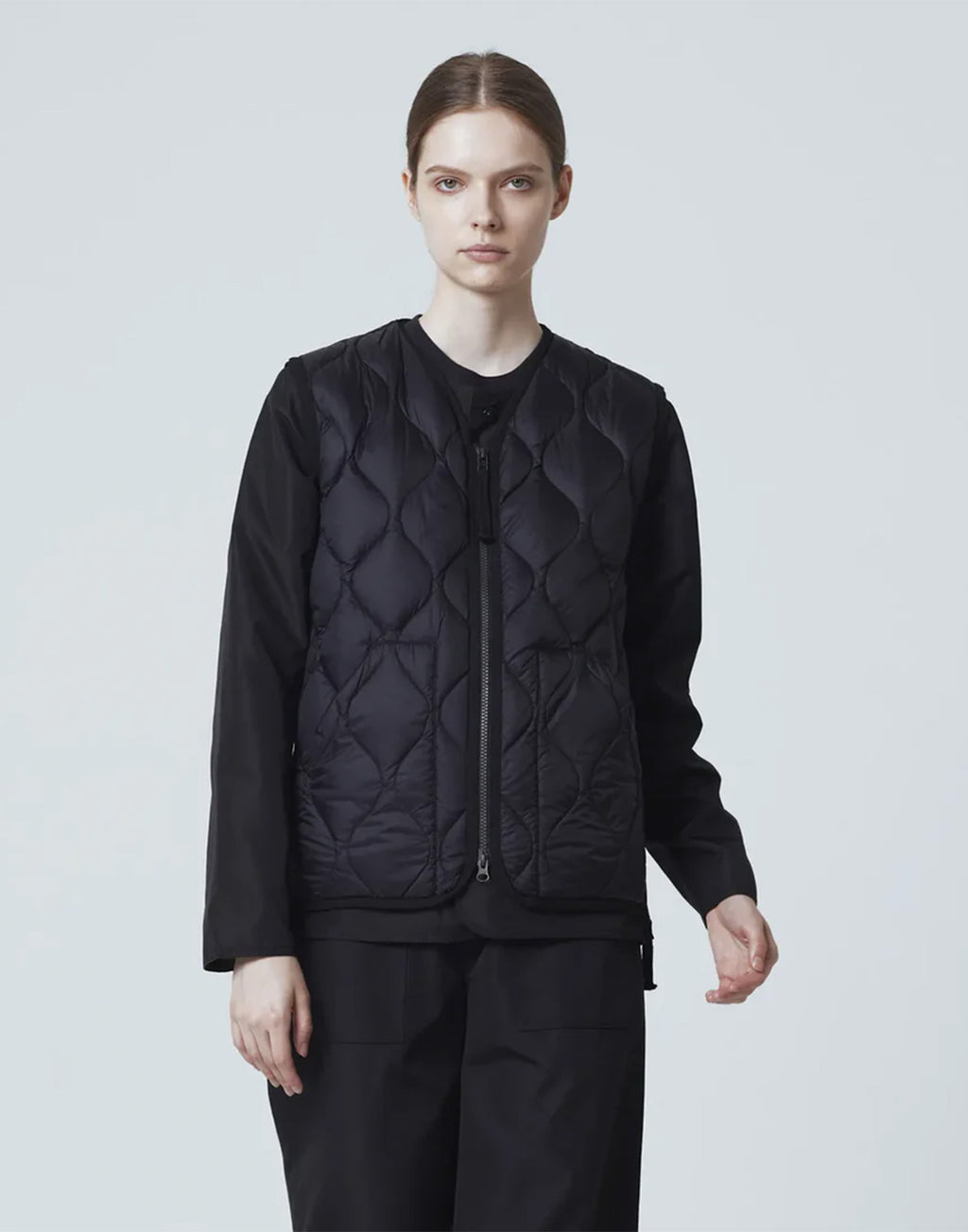 TAION Gilet Military V-Zip Down Black