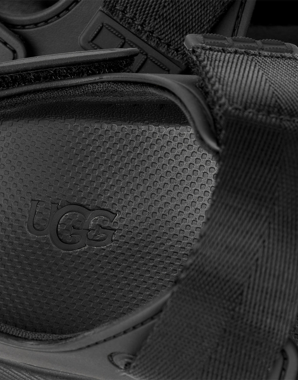 UGG Sandali GoldenGlow Platform Black