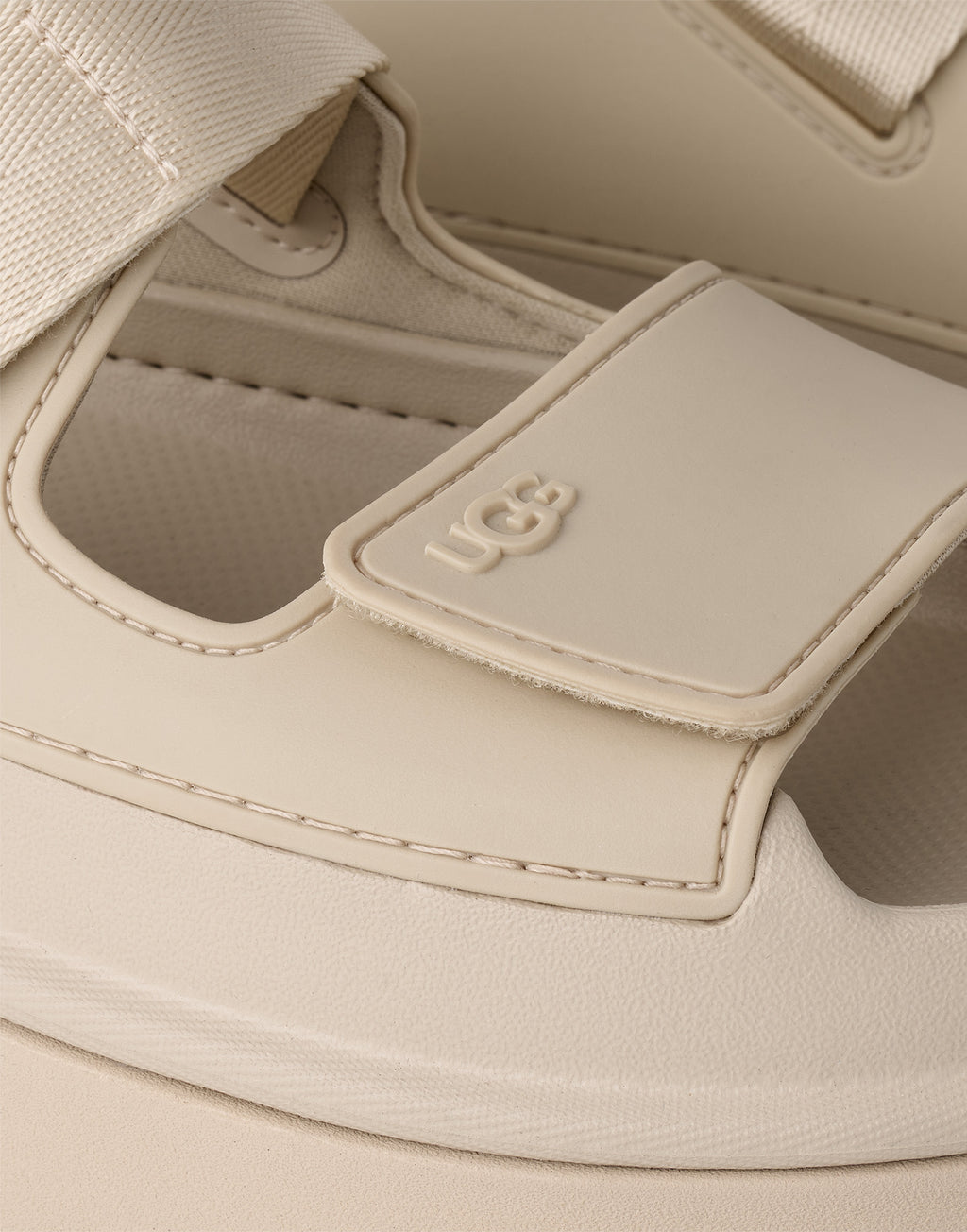 UGG Sandali GoldenGlow Platform Sea Salt