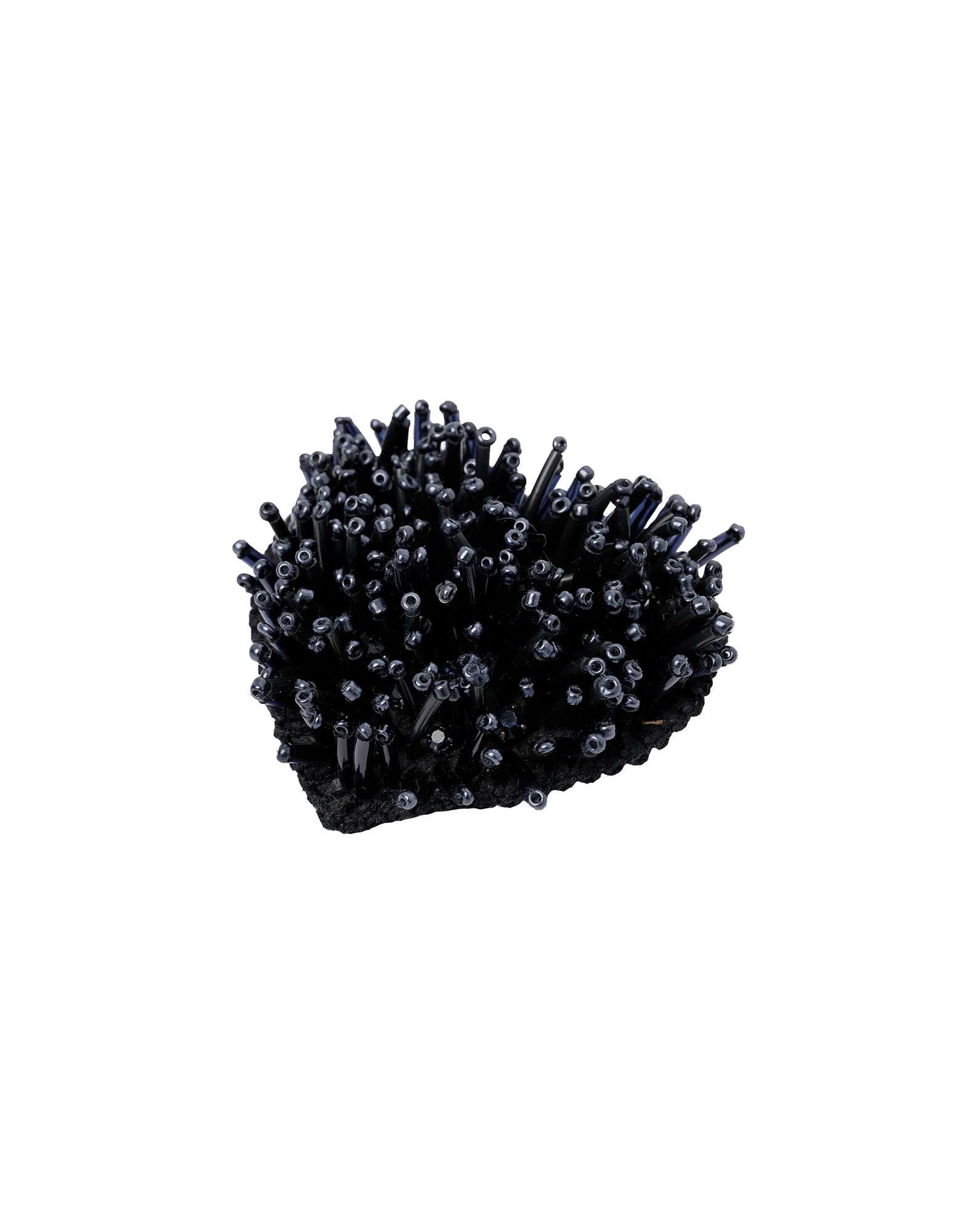 DOUUOD Spilla a Cuore con Perline Nera