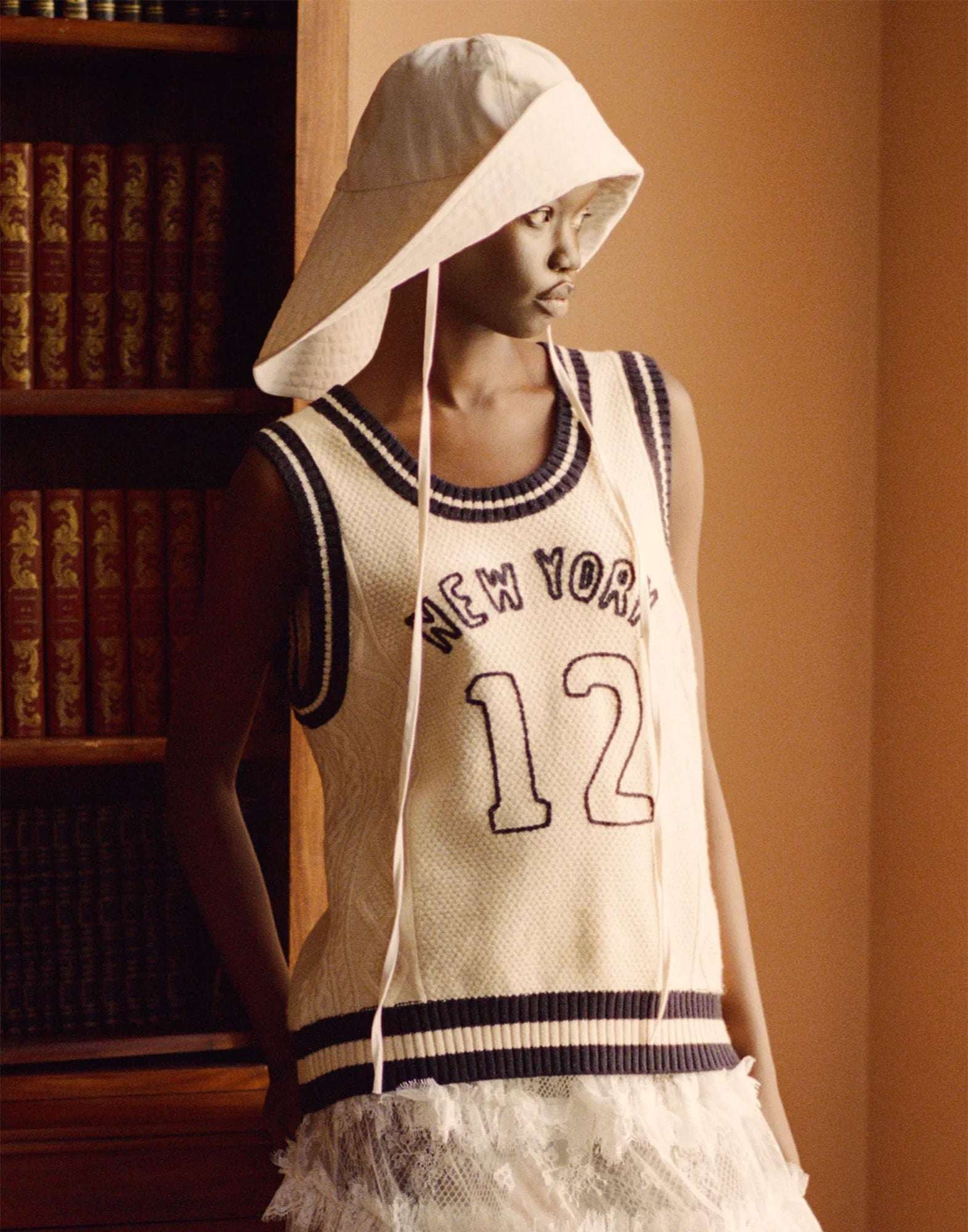 SEA NY Lois Cappello Oversize in Twill di Cotone Cream