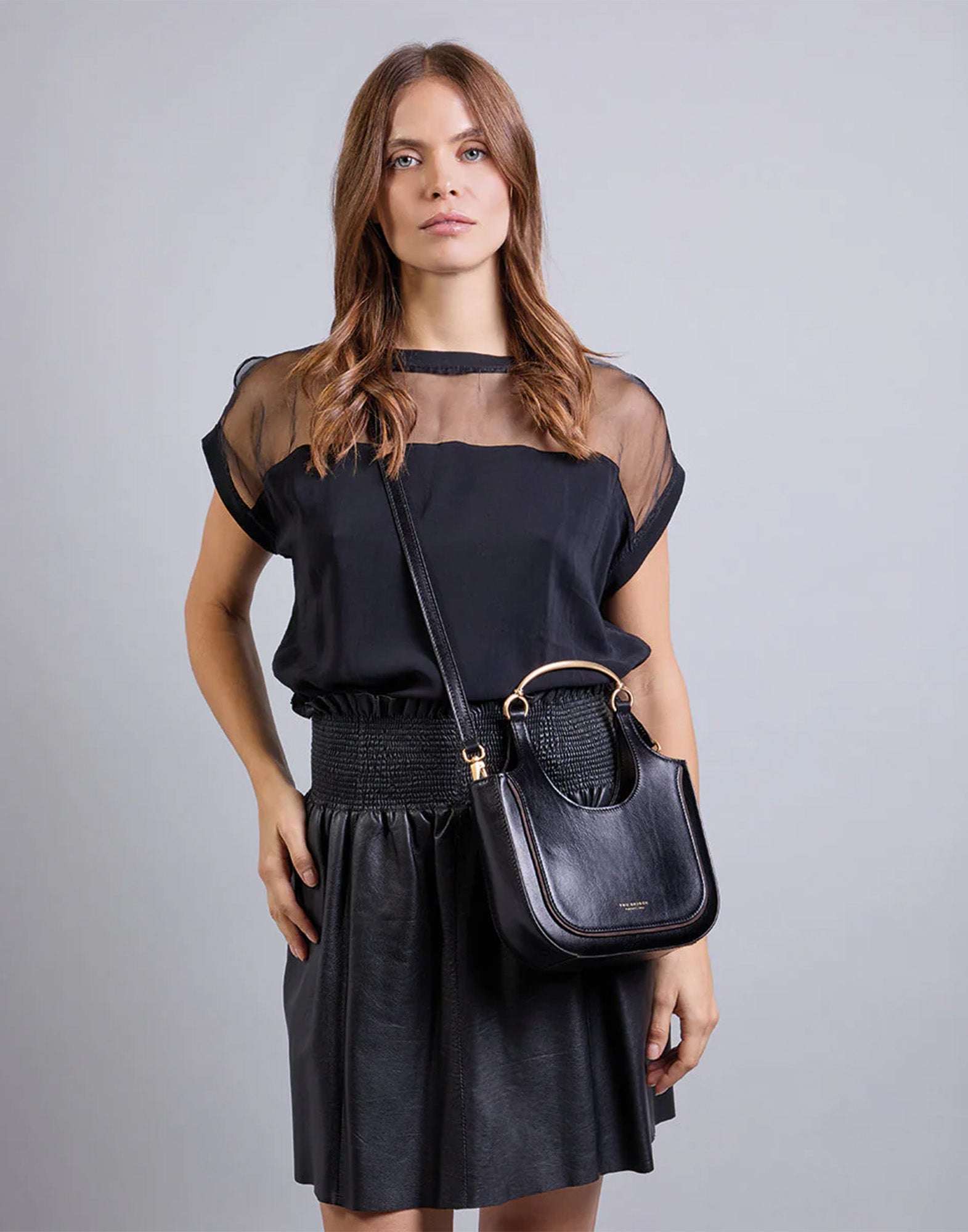 THE BRIDGE Luce Borsa Hobo Mini in Pelle con Manico Gioiello Nera