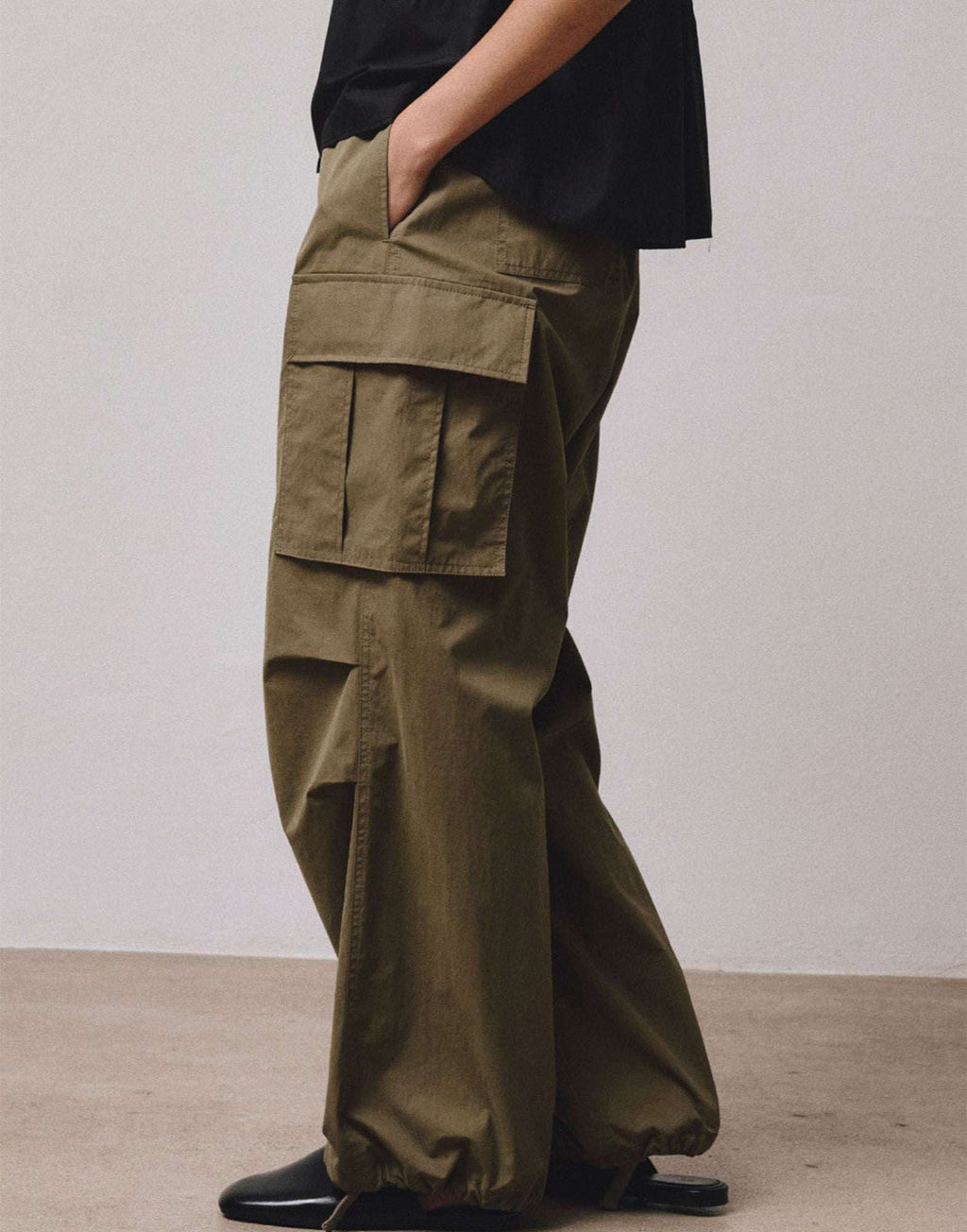VIS A VIS Pantaloni Cargo in Cotone Nylon Khaki