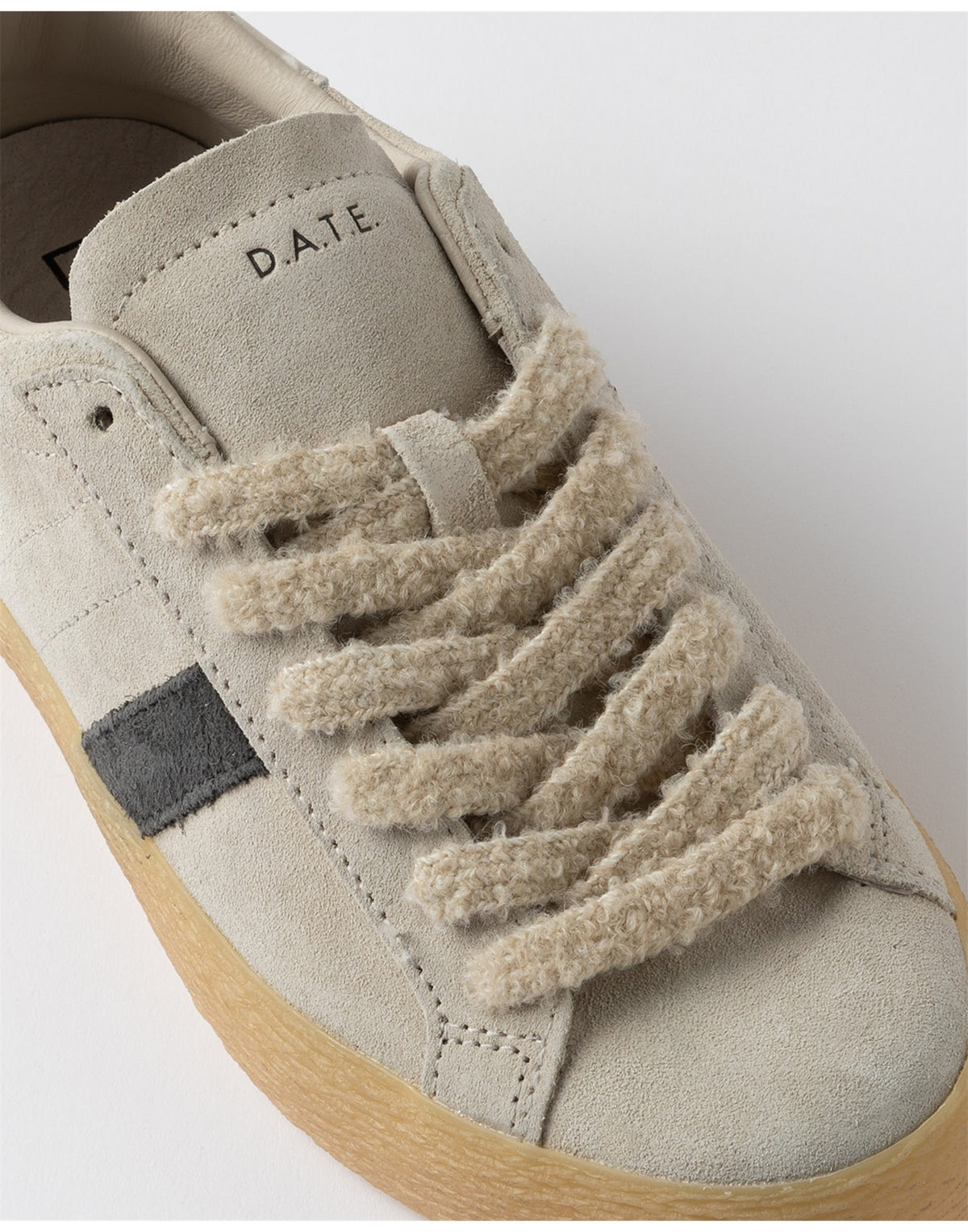 D.A.T.E. Sneakers Hill Low Suede Beige