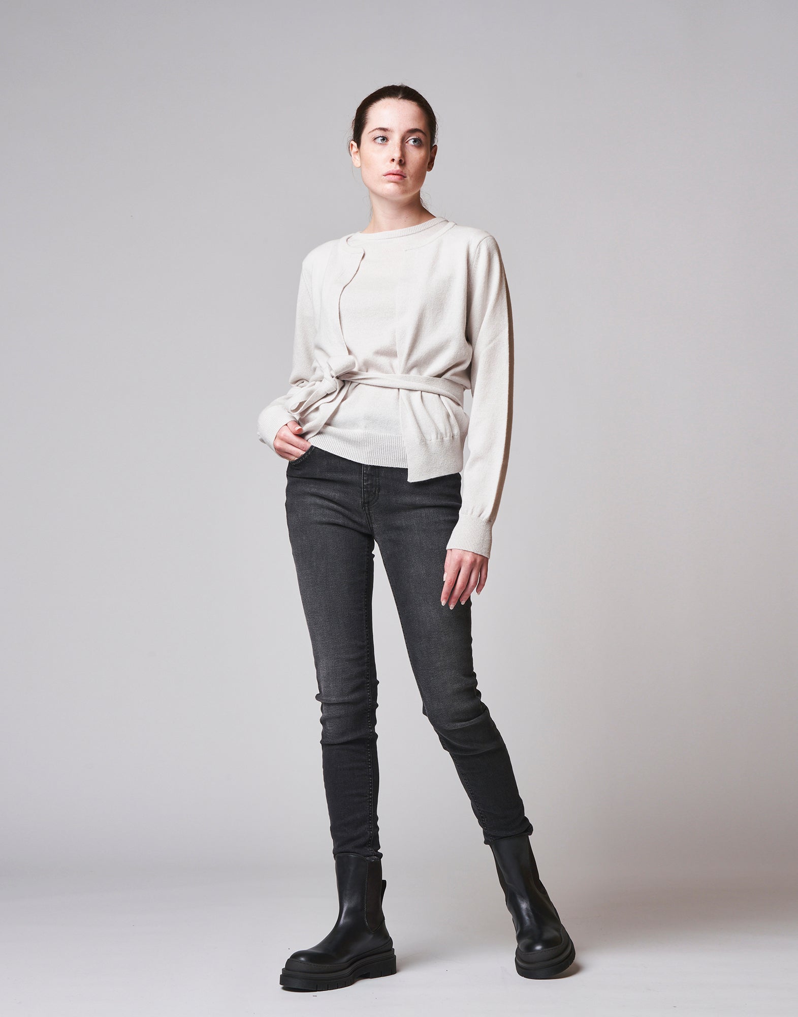 DOUUOD Cardigan in cashemere con cintura