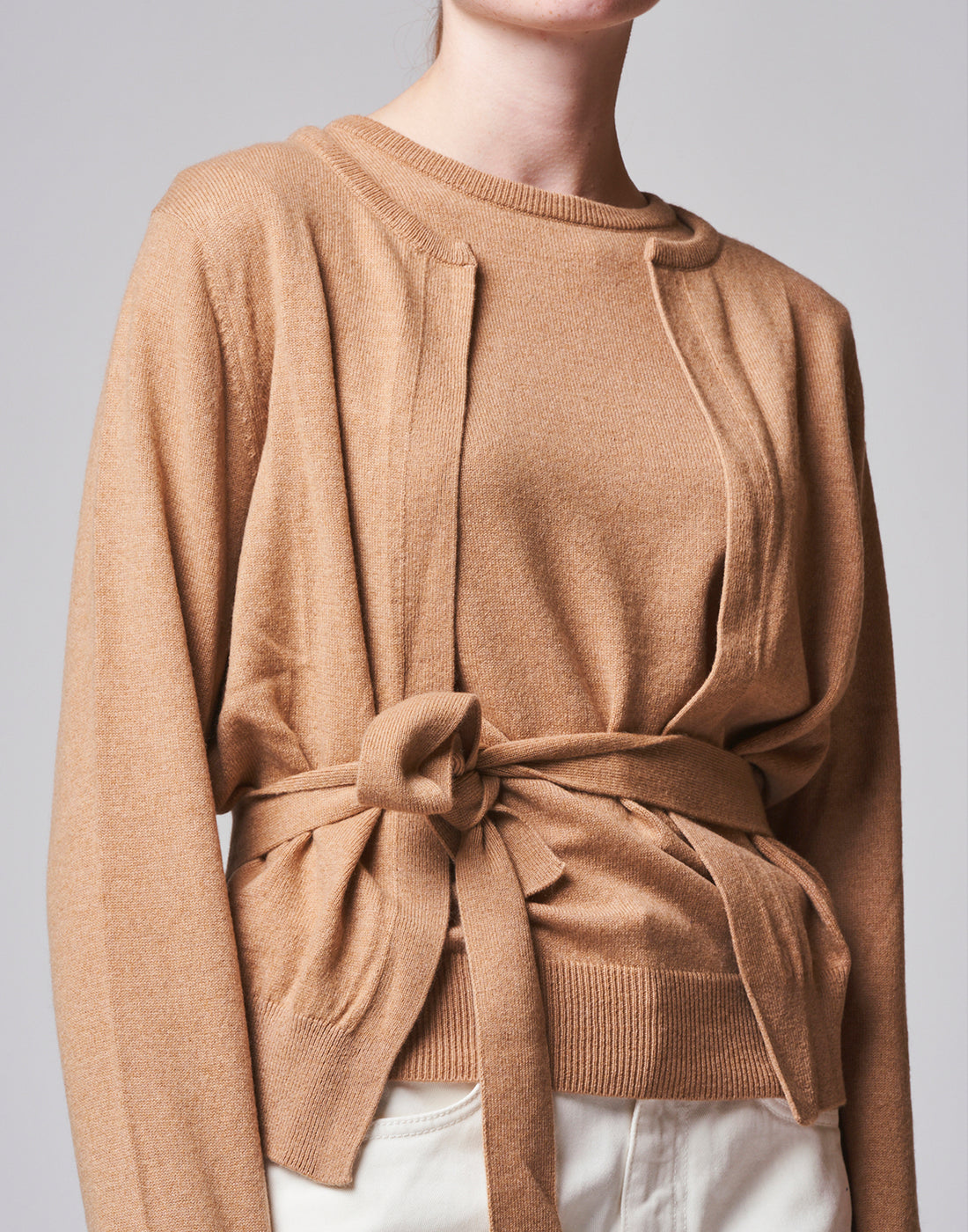 DOUUOD Cardigan in cashemere con cintura