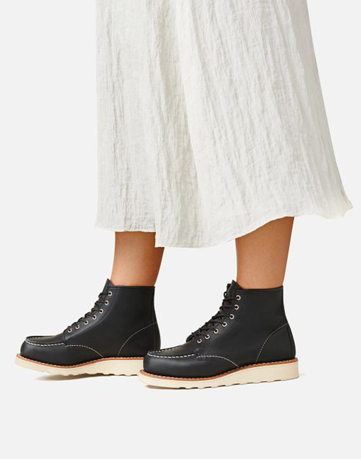 RED WING Classic Moc 6'' Heritage Black