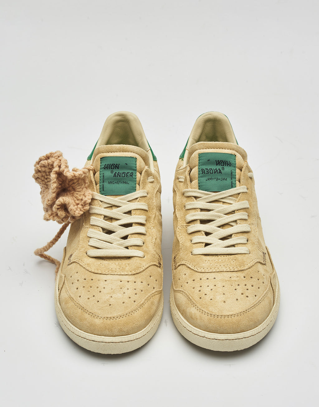 HIDNANDER Sneakers Mega T Sand Dollar/Green con Spilla Crochet