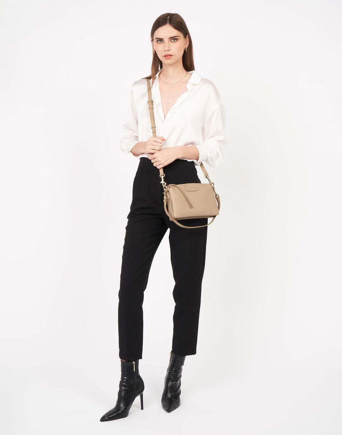 LANCASTER
Pochette Dune Beige Foncè