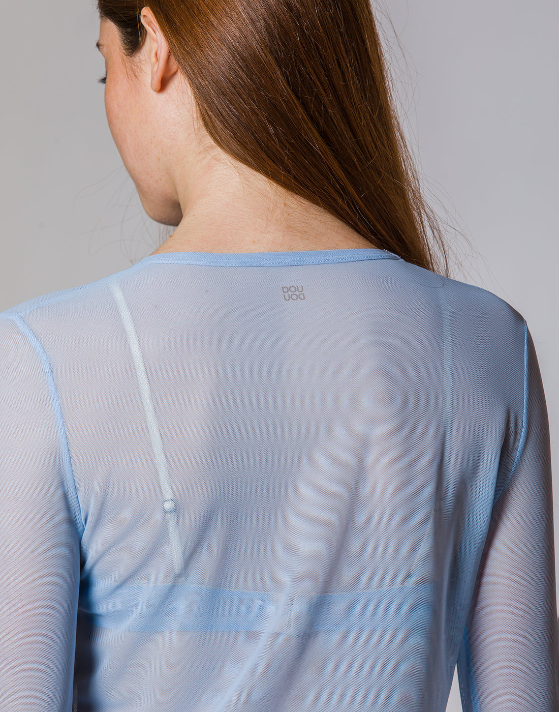 DOUUOD T-shirt Manica Lunga in Tulle Azzurra