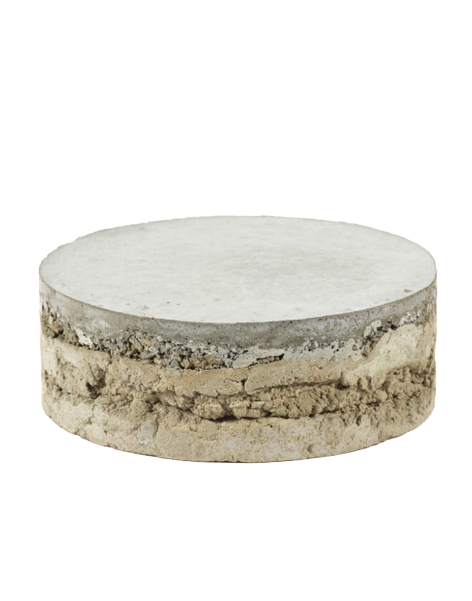 Concrete base - Studio Simple